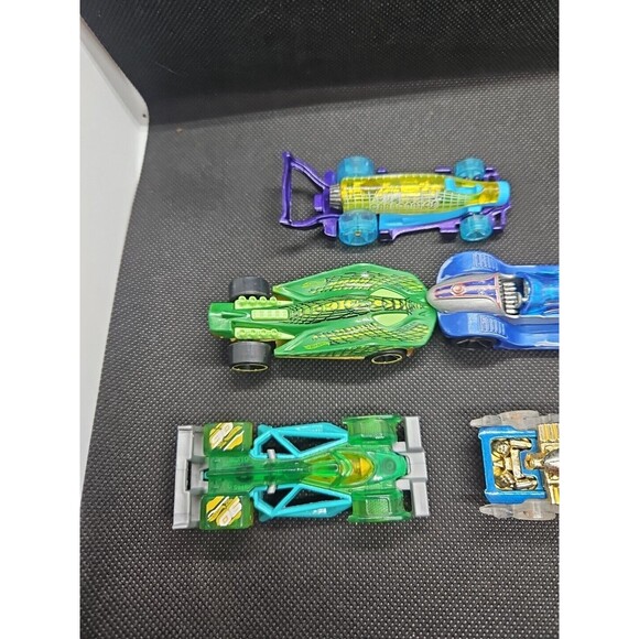 Hot Wheels Lot of 5 Mad Splash, Brit Speed, Super Stinger, DTX08 - Picture 8 of 12